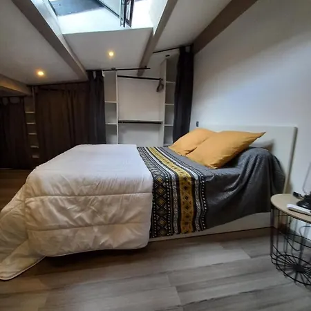 Butrone Sarrola Apartamento *