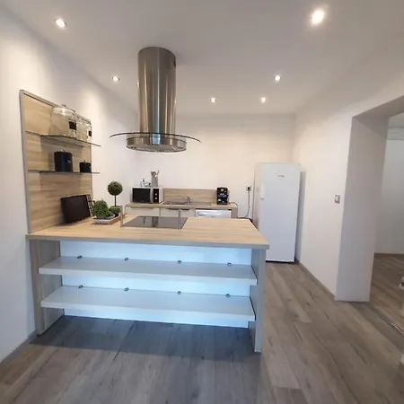 Butrone Sarrola Apartment *