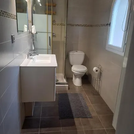 Butrone Sarrola Apartment Afa