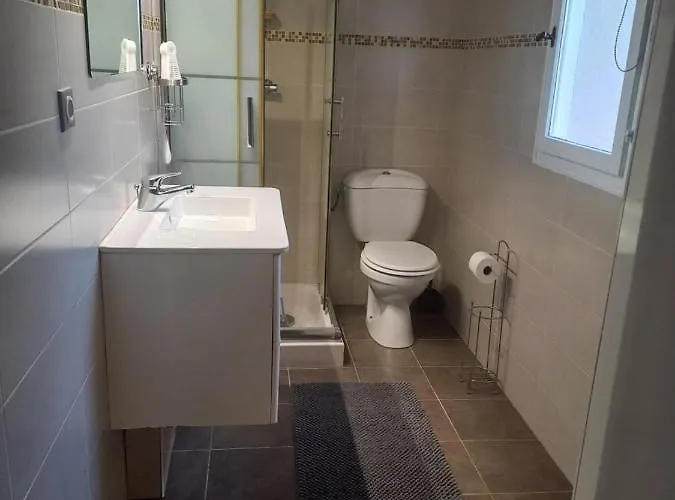 Butrone Sarrola 公寓 Afa